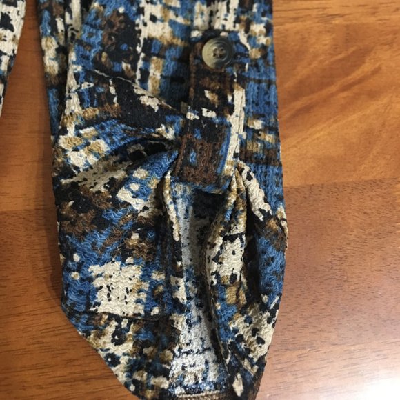 Ladies Button Front Top - Picture 5 of 7